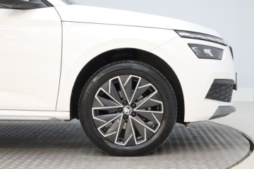 Skoda Kamiq Crossover 1.0 TSI 110KM 2022 Skoda Kamiq 1.0 TSI, Salon Polska, Serwis ASO, zdjęcie 14