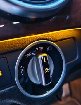 Mercedes GLK Off-roader Facelifting 350 CDI BlueEFFICIENCY 265KM 2012 Mercedes-Benz GLK 350 CDI 4Matic (BlueEFFICIENCY) 7G-TRONIC, zdjęcie 2