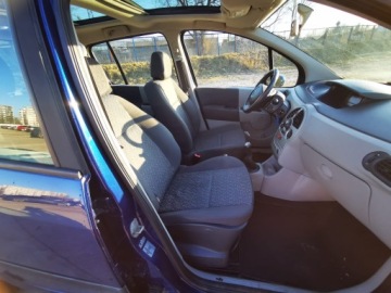 Renault Modus Hatchback 1.6 i 16V 88KM 2005 RENAULT MODUS 1.6 i 16V 88KM, Manual, Klimatyzacja, zdjęcie 9