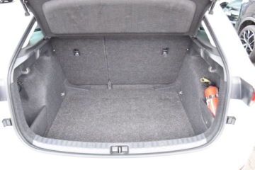 Skoda Scala Hatchback 1.0 TSI 110KM 2023 Skoda Scala SalonPL 1.0TSI 110KM Ambition Comfort Czujniki Smartlink Boler, zdjęcie 35