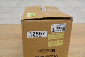 DVD плеер для автомобиля с HDMI батарейками в подголовнике, с дефектом!
