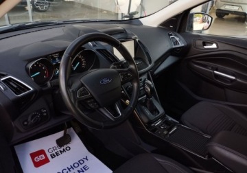 Ford Kuga II SUV Facelifting 1.5 EcoBoost 176KM 2019 Ford Kuga 1.5 EcoBoost 176KM 4x4 AT Titanium Winter SalonPL SerwisASO FVma, zdjęcie 2