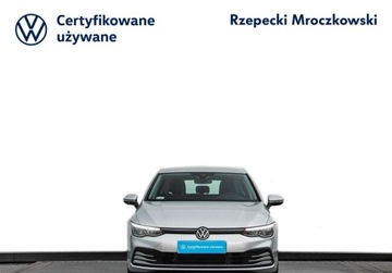 Volkswagen Golf VIII Hatchback 1.5 TSI EVO 130KM 2021 Volkswagen Golf 1.5 TSI 130KM Life Fotele Podgrzewane Czujniki Przod Tyl, zdjęcie 1