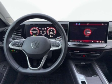 Volkswagen Passat B8 Variant Facelifting 2.0 TDI SCR 150KM 2024 Volkswagen Passat 2.0 TDI 150KM DSG Business Plus FVAT23 Salon Pl Grupa Ci, zdjęcie 17