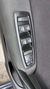 Renault Megane IV Hatchback 5d 1.5 dCi 110KM 2018 Renault Megane Raty 1.5 dci 110KM Navigacja KEY LESS Swiezy import Gwaranc, zdjęcie 28