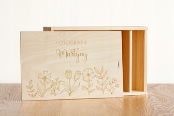Pudełko z grawerem na zdjęcia 18x23 z przegródką