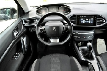 Peugeot 308 II Hatchback 5d 1.6 BlueHDi 99KM 2015 Peugeot 308 1.6 100KM Climatronic Led Serwis, zdjęcie 5