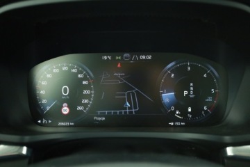 Volvo V60 II  2021 Volvo V60 Cross Country B4 2.0 AWD, 194 KM, 4X4, zdjęcie 7