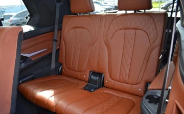 BMW X7 SUV M 4.0 M50i 530KM 2021 BMW X7 M50i xDrive M Sport Night Vision Dealer BMW Bonkowscy Gorzow Wlkp., zdjęcie 10