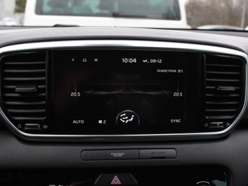 Kia Sportage IV SUV Facelifting 1.6 T-GDI 177KM 2019 Kia Sportage Kamera Nawigacja Fotele elektrycznie, zdjęcie 26