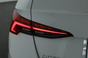 Skoda Octavia IV 2022 Skoda Octavia 1.4 TSI iV, Salon Polska, zdjęcie 13