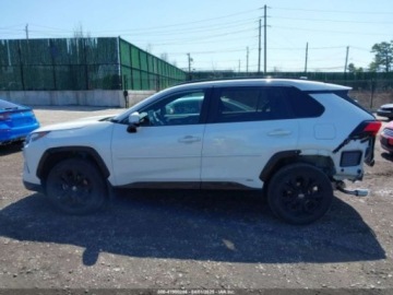 Toyota RAV4 V 2022 Toyota RAV4 2022 Toyota RAV4 Hybrid SE AWD 2.5 Hybryda 176KM, zdjęcie 3