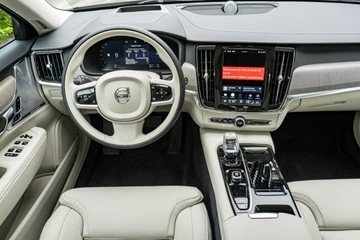 Volvo V90 II Plug-In Facelifting 2.0 T8 Plug-In Hybrid 455KM 2025 Volvo V90 Ultra Dark T8 AWD Plug-in hybrid (310 +, zdjęcie 22