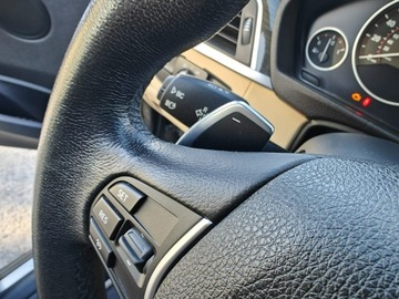 BMW Seria 3 F30-F31-F34 2017 BMW 330 Plug in, zdjęcie 15