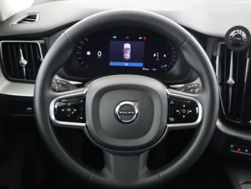 Volvo XC60 II 2023 Volvo XC60 B4, Serwis ASO, Automat, Skóra, Navi, zdjęcie 14