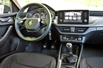 Skoda Kamiq Crossover 1.0 TSI 110KM 2023 Škoda Kamiq Skoda Kamiq Bezwypadkowy / Salon, zdjęcie 16