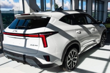 JAC 2025 JAC JS8 1.5 T-GDI DCT 6os. Suv 175KM 2025, zdjęcie 3