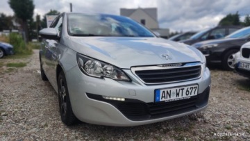 Peugeot 308 II SW 1.2 PureTech 110KM 2014 Peugeot 308 Peugeot 308 II Benzyna 110 KM 20142015 Z Niemiec 1.2