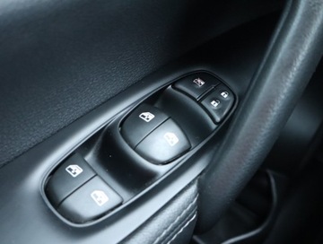 Nissan Qashqai II Crossover Facelifting 1.3DIG-T 140KM 2019 Nissan Qashqai 1.3 DIG-T, Salon Polska, zdjęcie 14