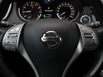 Nissan Qashqai II Crossover 1.2 DIG-T 115KM 2015 Nissan Qashqai 1.2 DIG-T, Automat, Skóra, Navi, zdjęcie 17