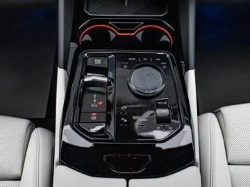 BMW Seria 5 G90-91 2026 Od ręki - 520i (208KM) M Sport | Kamera 360 + Zawieszenie sportowe, zdjęcie 9