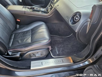 Jaguar XJ VII X351 Sedan SWB 3.0L V6D 600 275KM 2014 Jaguar XJ Piekny Full Wyposazenie 3.0 Diesel 275KM, zdjęcie 17