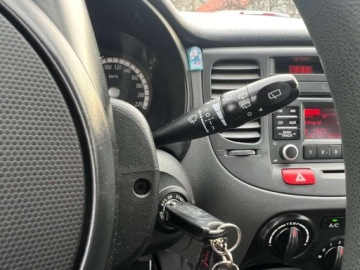 Kia Rio II Hatchback 5d Facelifting 1.4 DOHC 97KM 2011 Kia Rio Klimatyzacja Serwisowana Alufelgi el.Szyby Zarejestrowana Gwarancja, zdjęcie 16