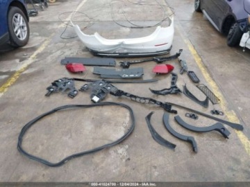 Mercedes Klasa C W206 2023 Mercedes-Benz Klasa C 300, 2023r., 4x4, 2.0L 2.0 Benzyna 255KM, zdjęcie 8