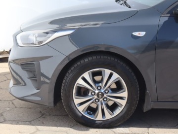 Kia Ceed III Hatchback 1.6 CRDi SCR 115KM 2019 Kia Ceed 1.6 CRDi, Salon Polska, Serwis ASO, zdjęcie 12