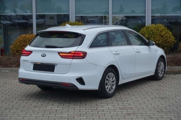 Kia Ceed III Kombi 1.6 CRDi 115KM 2019 Kia Ceed czujniki, tempomat, klimatyzacja 2strefowa, FV23 1.6 Diesel 115KM, zdjęcie 2