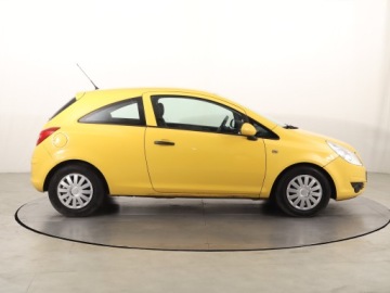 Opel Corsa D Hatchback 1.2 Twinport ECOTEC 70KM 2010 Opel Corsa 1.2, zdjęcie 5