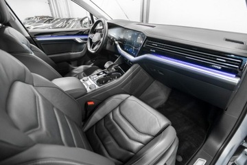 Volkswagen Touareg III SUV 3.0 V6 SCR TDI 286KM 2020 Volkswagen Touareg 3.0 TDI 286KM 4Motion, zdjęcie 24