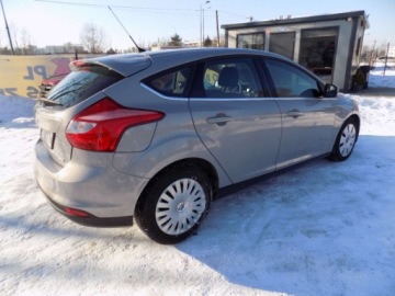 Ford Focus III Kombi 1.0 EcoBoost 125KM 2012 Ford Focus BIALOLEKA 1.0 Eco Boost (125 KM), 2012r. prod. KOMIS TYSIAK, zdjęcie 2