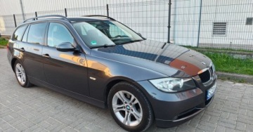 BMW Seria 3 E90-91-92-93 Touring E91 2.0 318i 143KM 2008 BMW Seria 3 2.0 Benzyna 143ps. Klimatronic Grzane Fotele 2008 2.0 Benzyna, zdjęcie 3