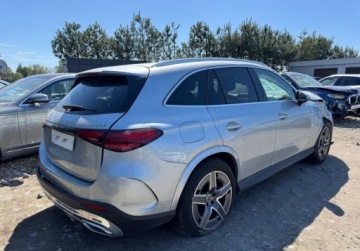 Mercedes GLC C254/X254 SUV Plug-In 2.0 300e 313KM 2023 Mercedes-Benz GLC 300e Plug in Hybrid 2023r AMG Line 2.0 Hybryda Plug-in, zdjęcie 10