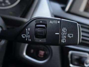 BMW Seria 2 F22-F23-F45-F46 Gran Tourer 218i 136KM 2016 BMW 2 Active Tourer 218i Active Tourer, zdjęcie 20