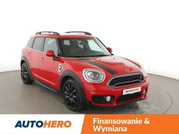 Mini Countryman F60 Crossover 1.5 Plug-in Hybrid 224KM 2018 Mini Countryman Cooper S ALL4 PHEV Chili Panorama, zdjęcie 9