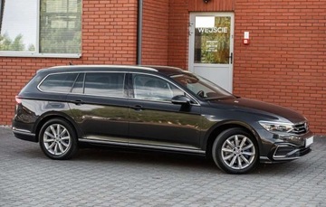 Volkswagen Passat B8 GTE Variant Facelifting 1.4 TSI Plug-In-Hybrid 218KM 2020 Volkswagen Passat Variant GTE 1.4BH 218Ps Full Ledy Navi Parktronik Bezwyp, zdjęcie 10