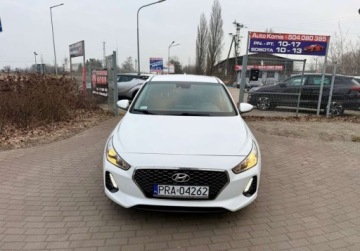 Hyundai i30 II Wagon Facelifting 1.6 CRDi 110KM 2017 Hyundai i30 1.6Crdi 110 PS NAVI Kamera Extra stan 1.6 Diesel 110KM, zdjęcie 1