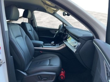 Audi Q7 II (4M) SUV Facelifting  3.0 45 TDI 231KM 2023 Audi Q7 S Line Domyki Drzwi Matrix LED Hak Pneumatyczne zawieszenie Gwaran, zdjęcie 12