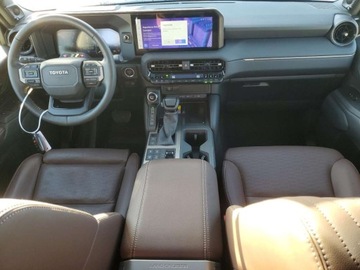 Toyota Land Cruiser VIII 2024 Toyota Land Cruiser Base 2024 2.4l 2.4 Hybryda 326KM, zdjęcie 8