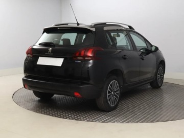 Peugeot 2008 I SUV Facelifting 1.2 PureTech 82KM 2016 Peugeot 2008 1.2 PureTech, Klima, Tempomat, zdjęcie 4