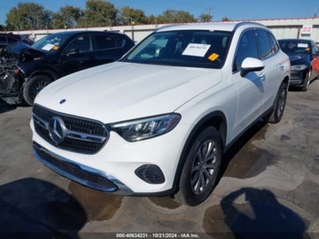 Mercedes GLC C254/X254 2024 Mercedes-Benz GLC 300 4Matic 2024 2.0l 2.0 Benzyna 255KM, zdjęcie 1
