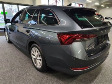 Skoda Octavia IV Kombi 2.0 TDI 150KM 2021 Skoda Octavia, 2.0TDI, 150KM, Automat, Nawi, HeadUp, Led, Radar, zdjęcie 4