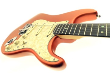 Fender American DeLux Stratocaster ANNIVERSARY 50 -20 летний инструмент