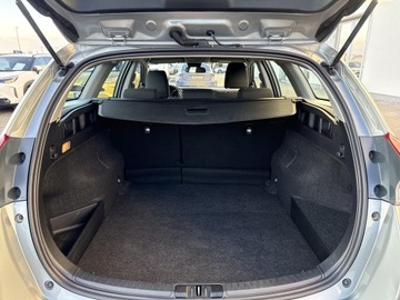 Toyota Auris II Touring Sports Facelifting 1.8 Hybrid 136KM 2017 Toyota Auris Hybrid 135 Premium II (2012-) Hybrid, zdjęcie 6