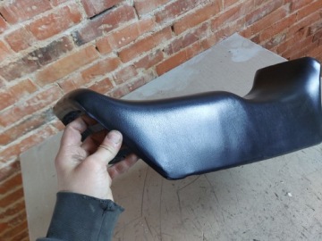 Сиденье для скамейки Suzuki gsx 550 E 82-88