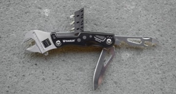 MULTITOOL TRAVELER Нож-фонарик Футляр для разводных ключей