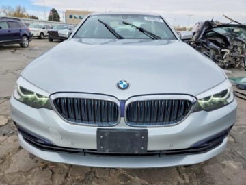 BMW Seria 5 G30-G31 2019 BMW Seria 5 BMW serii 5 530e xDrive iPerformance z 2019 roku, hybryda plug, zdjęcie 5