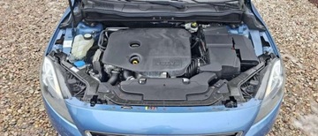 Volvo V40 II Cross Country D2 115KM 2014 Volvo V40 Volvo V40 D2 Momentum 1.6 Diesel 115KM, zdjęcie 34